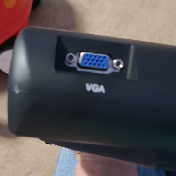 Black Compact Projector - Picture 3 of 5